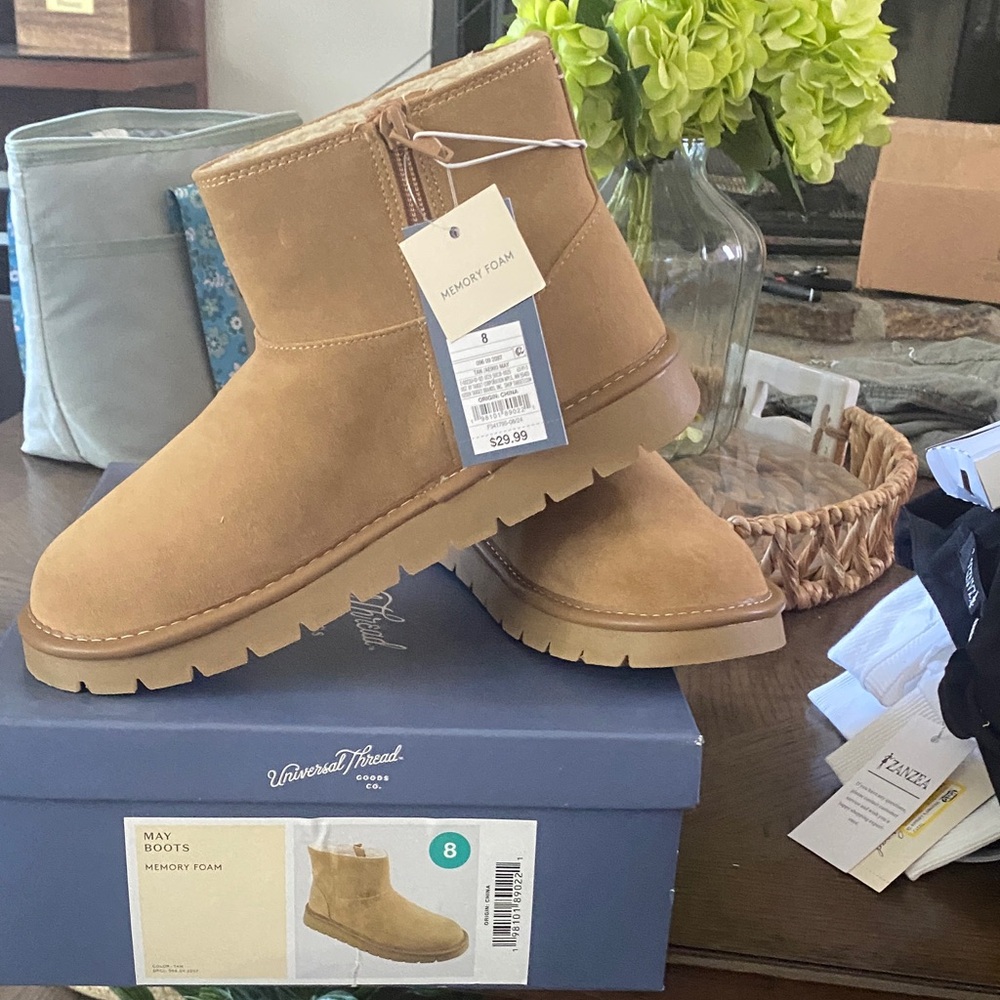Universal Thread Brown Ankle Boots